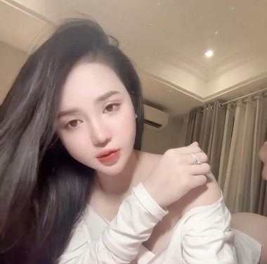 Poster of Mỗi khi nện thì Chu Thúy Quỳnh trở nên hấp dẫn hơn